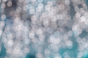 唯美白色梦幻光晕背景图片